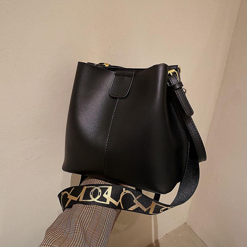Simple Wide Shoulder Strap Bucket Bag - dfive's store